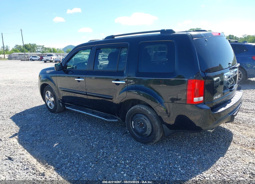 2010 HONDA PILOT VIN: 5FNYF3H57AB003354