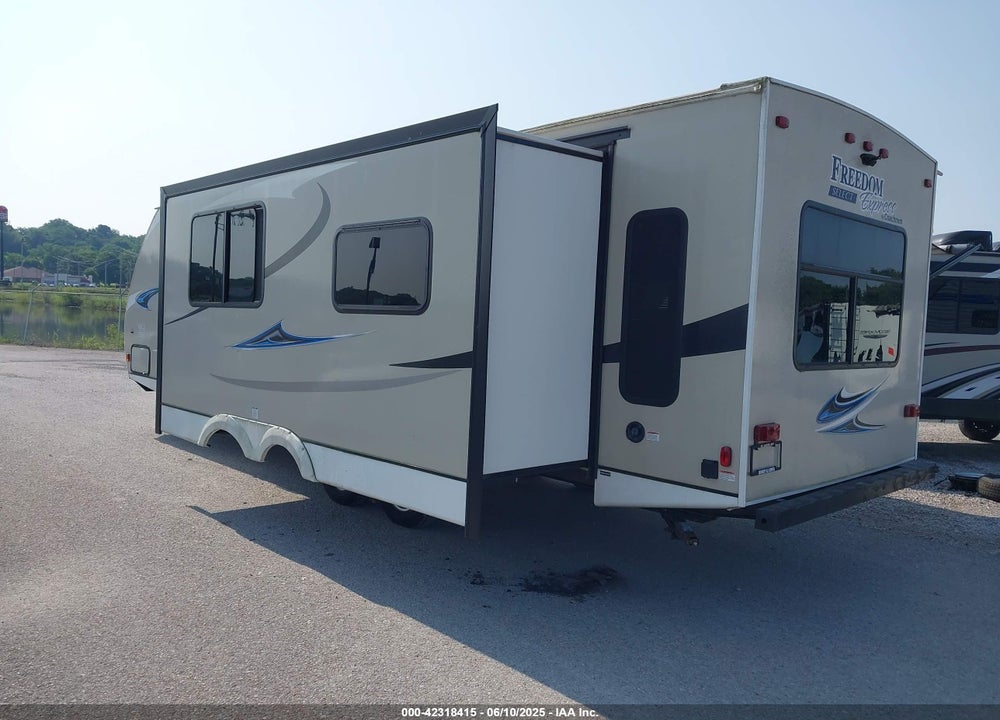 2019 COACHMEN 28.1SE FREEDOM EXPRE VIN: 5ZT2FETB1KW006745