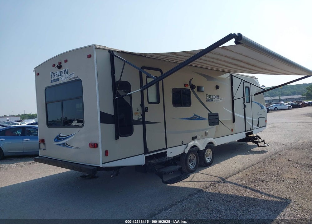 2019 COACHMEN 28.1SE FREEDOM EXPRE VIN: 5ZT2FETB1KW006745
