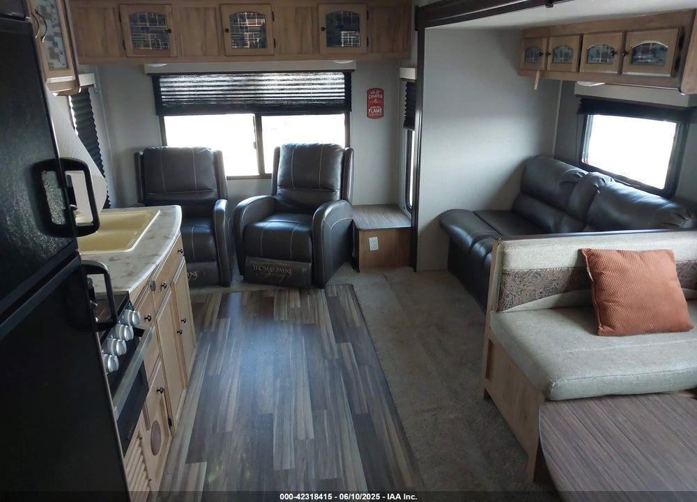 2019 COACHMEN 28.1SE FREEDOM EXPRE VIN: 5ZT2FETB1KW006745