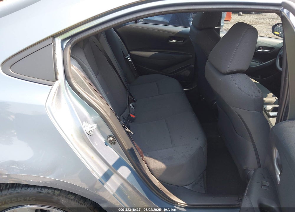 2021 TOYOTA COROLLA LE VIN: 5YFEPMAE8MP225491