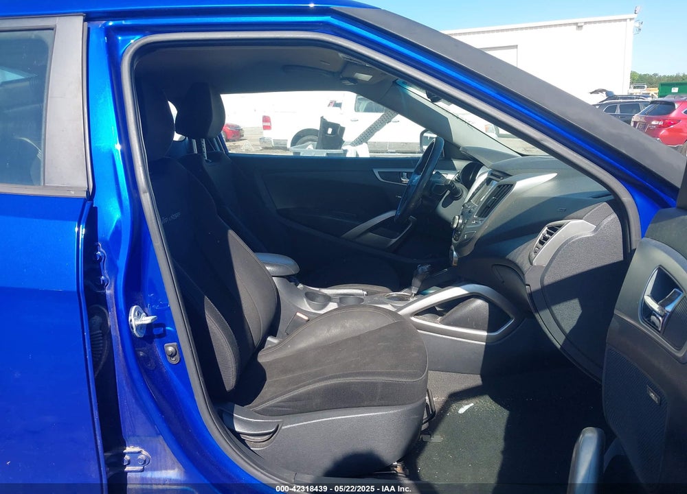 2013 HYUNDAI VELOSTER VIN: KMHTC6ADXDU134632
