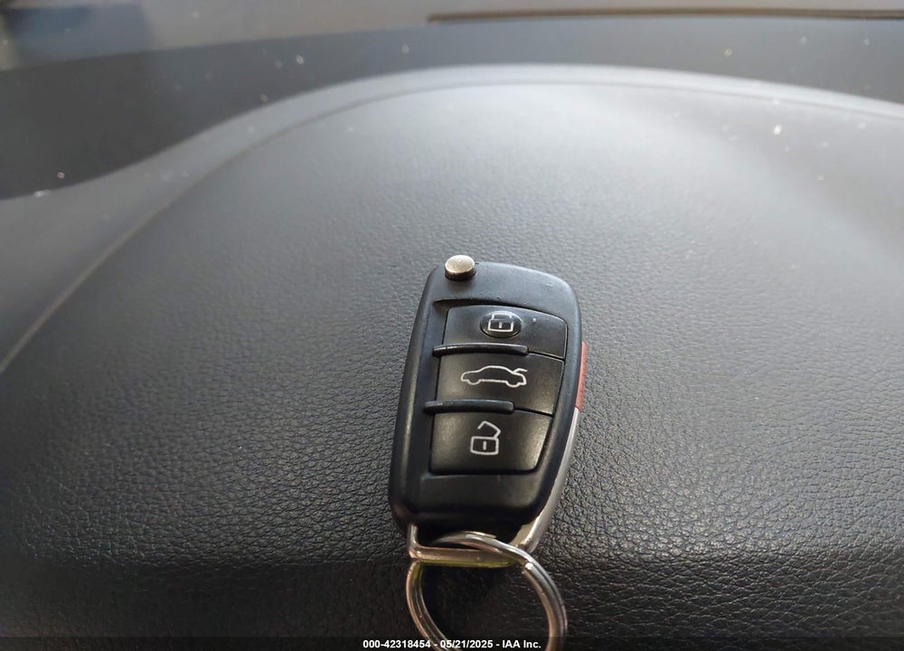 2014 AUDI Q7 VIN: WA1LGAFE7ED003294