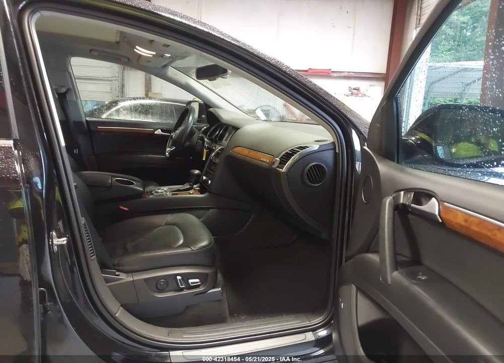 2014 AUDI Q7 VIN: WA1LGAFE7ED003294