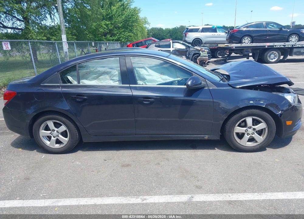 2014 CHEVROLET CRUZE 1LT AUTO VIN: 1G1PC5SB6E7289393