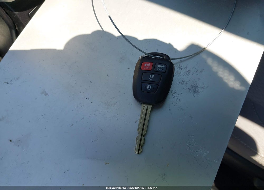 2014 TOYOTA COROLLA VIN: 2T1BURHE6EC128192