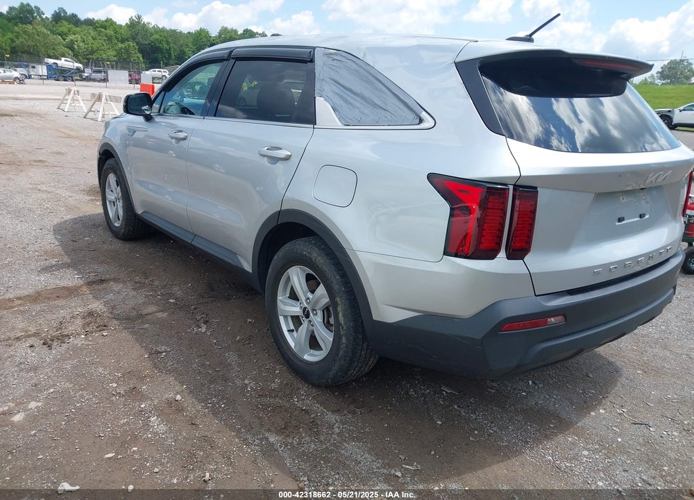 2022 KIA SORENTO LX VIN: 5XYRG4LC0NG105980