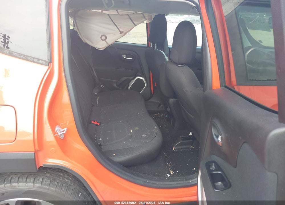 2018 JEEP RENEGADE LATITUDE FWD VIN: ZACCJABBXJPJ67201