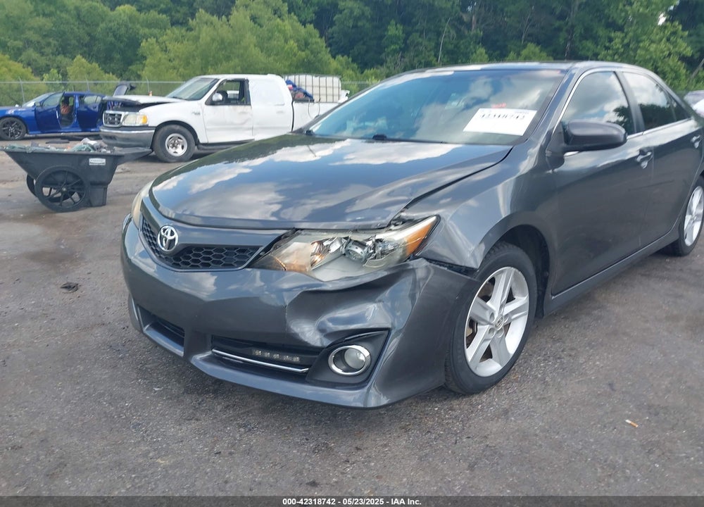 2013 TOYOTA CAMRY SE VIN: 4T1BF1FK4DU238448