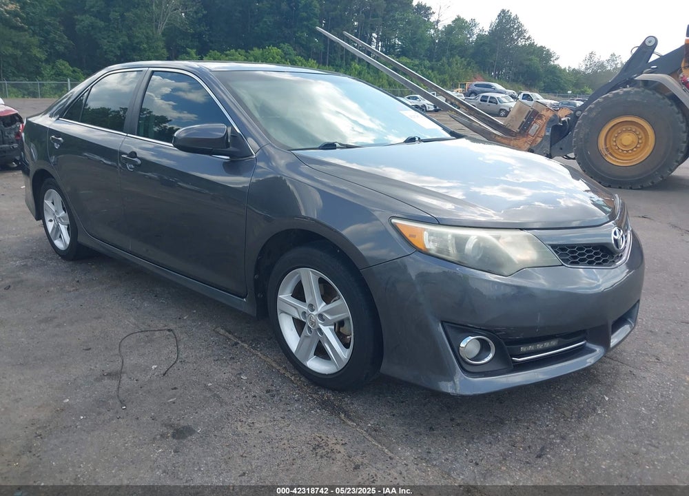 2013 TOYOTA CAMRY SE VIN: 4T1BF1FK4DU238448