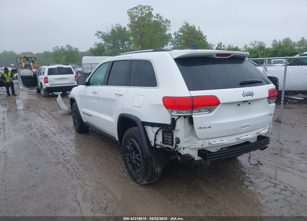 2018 JEEP GRAND CHEROKEE VIN: 1C4RJFAG5JC127698