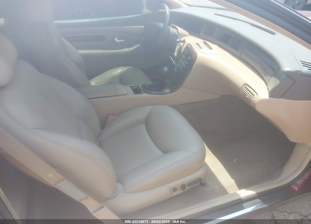 1997 LINCOLN MARK VIII VIN: 1LNLM91V8VY723745