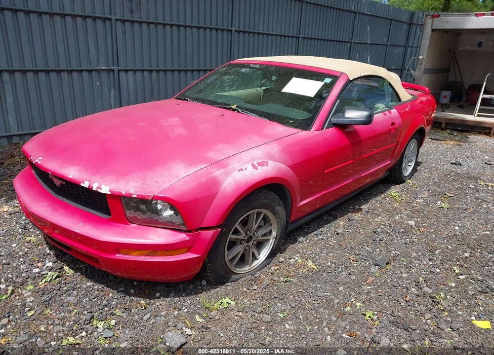 2005 FORD MUSTANG VIN: 1ZVFT84N455215653