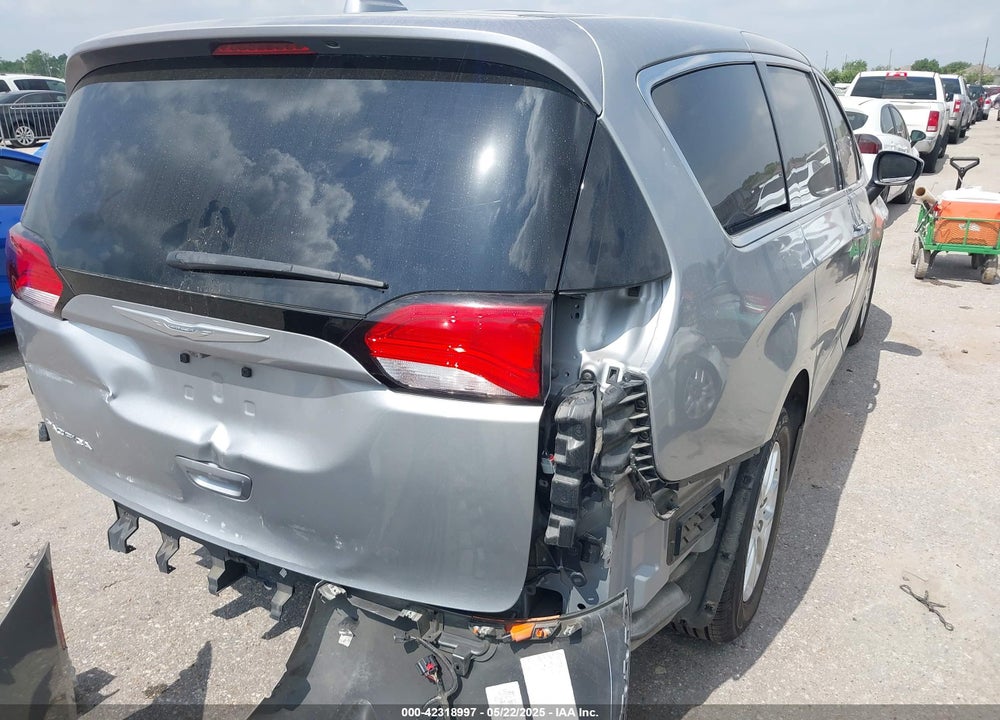2017 CHRYSLER PACIFICA LX VIN: 2C4RC1CG1HR765023