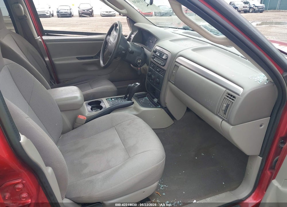2003 JEEP GRAND CHEROKEE LAREDO VIN: 1J4GW48S73C611070