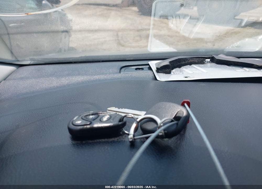 2015 TOYOTA COROLLA VIN: 2T1BURHE8FC234824