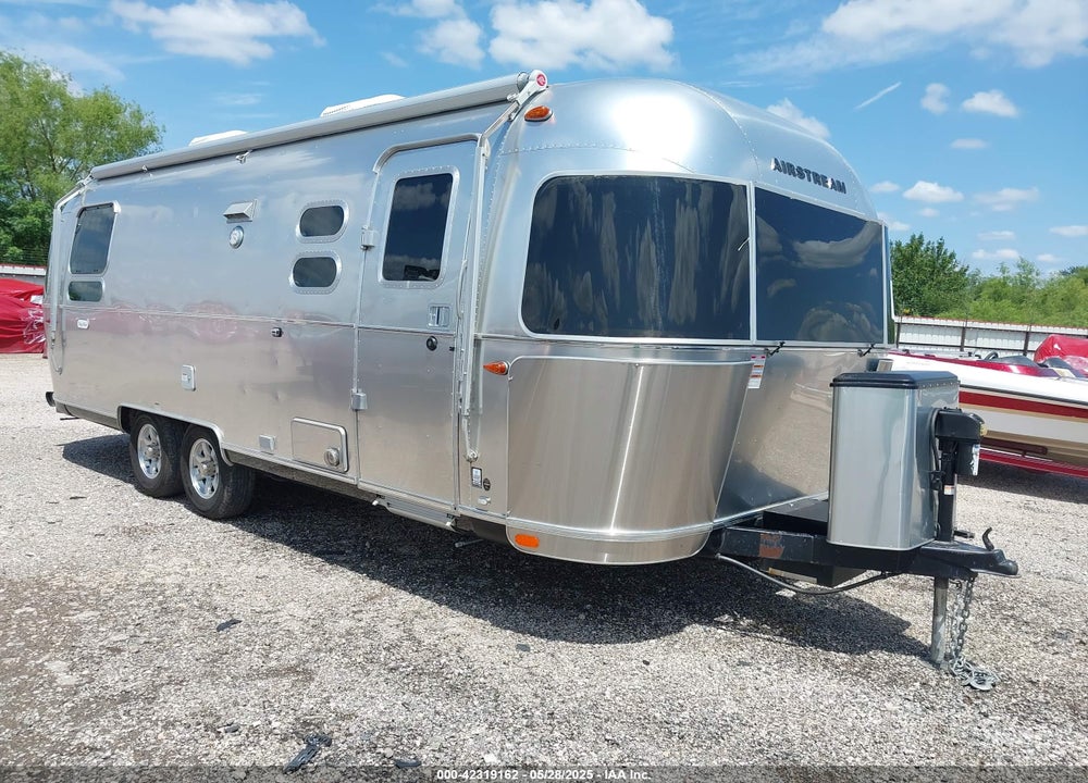 2021 AIRSTREAM FLYING CLOUD 25 RB Q VIN: 1STX9YJ22MJ557206