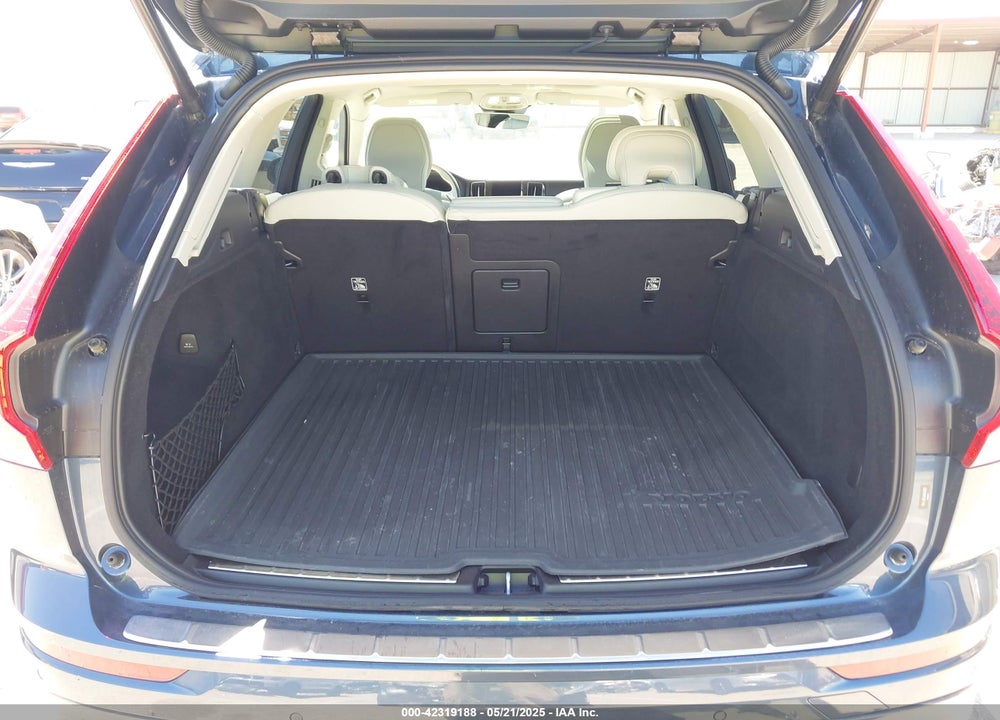 2022 VOLVO XC60 VIN: YV4L12RL9N1002850