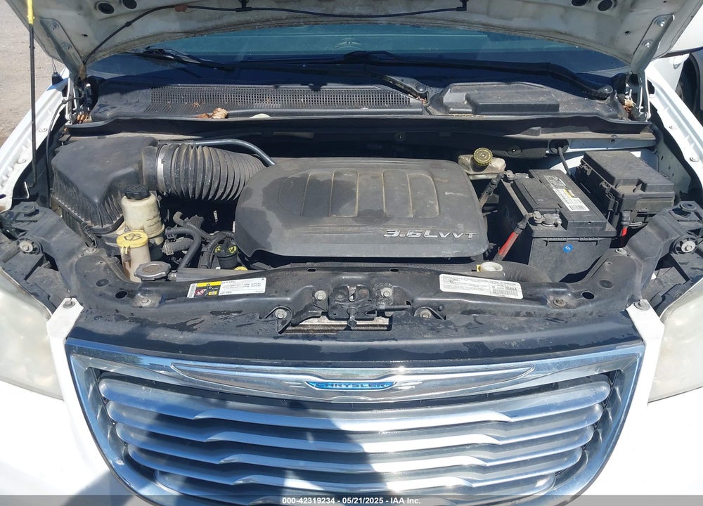 2014 CHRYSLER TOWN & COUNTRY TOURING VIN: 2C4RC1BG0ER247126