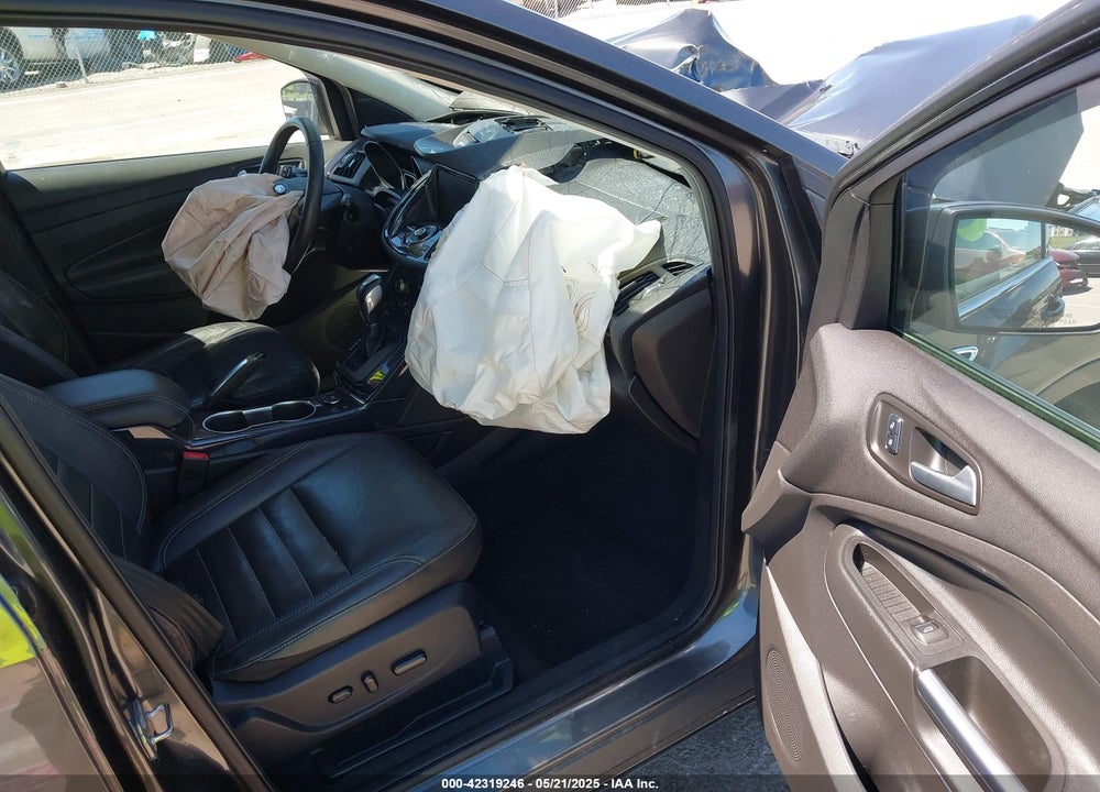 2015 FORD ESCAPE TITANIUM VIN: 1FMCU9J92FUB01007
