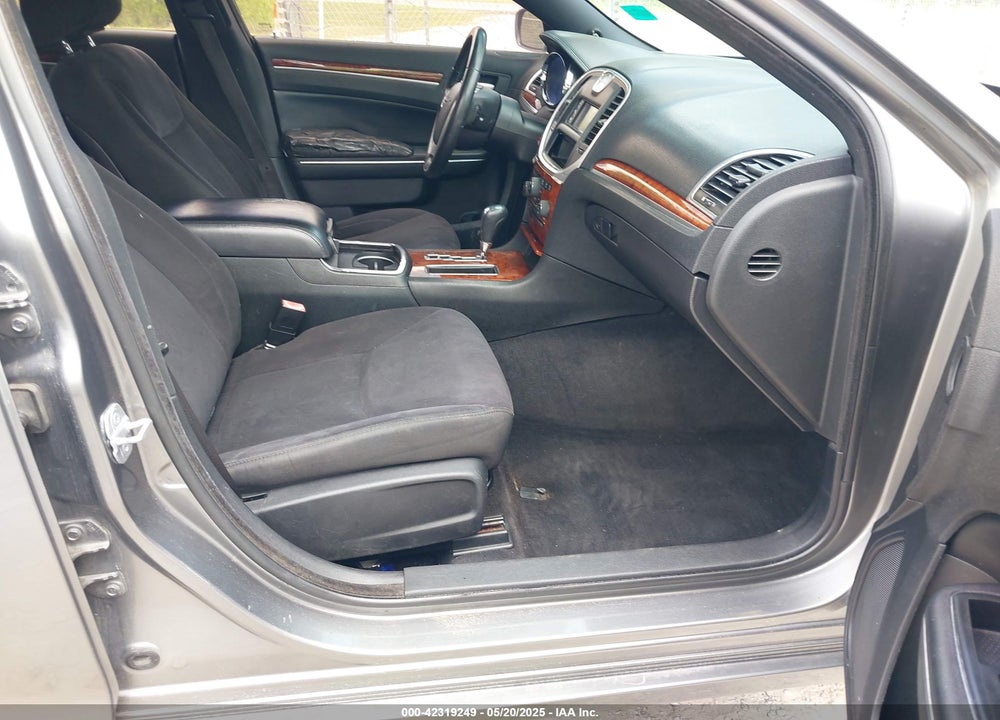 2012 CHRY 300 RWD VIN: 2C3CCAAG3CH107540