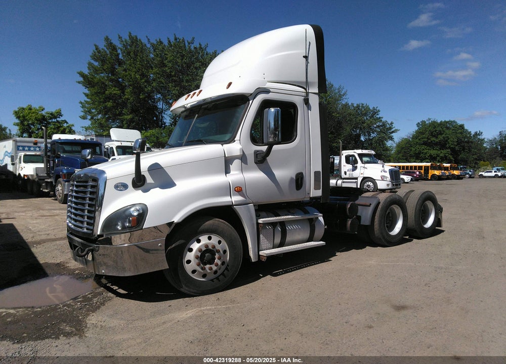 2016 FREIGHTLINER CASCADIA 125 VIN: 3AKJGED59GSHS2109