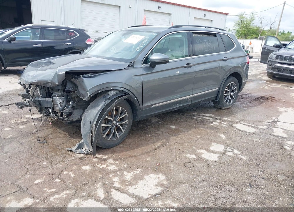 2020 VOLKSWAGEN TIGUAN VIN: 3VV2B7AX8LM044645