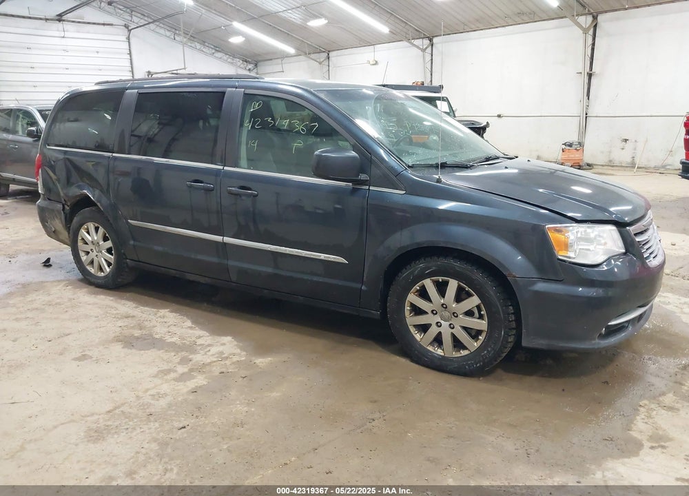2014 CHRYSLER TOWN & COUNTRY TOURING VIN: 2C4RC1BG8ER138638