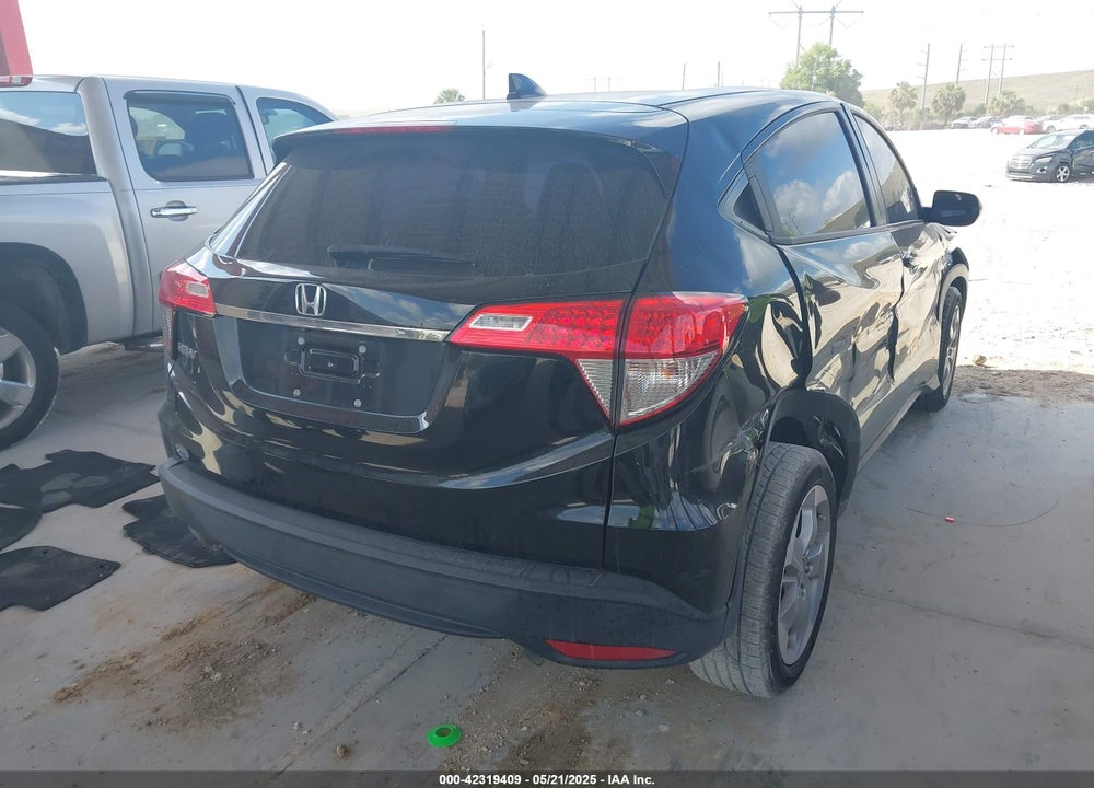 2022 HONDA HR-V VIN: 3CZRU5H34NM704417