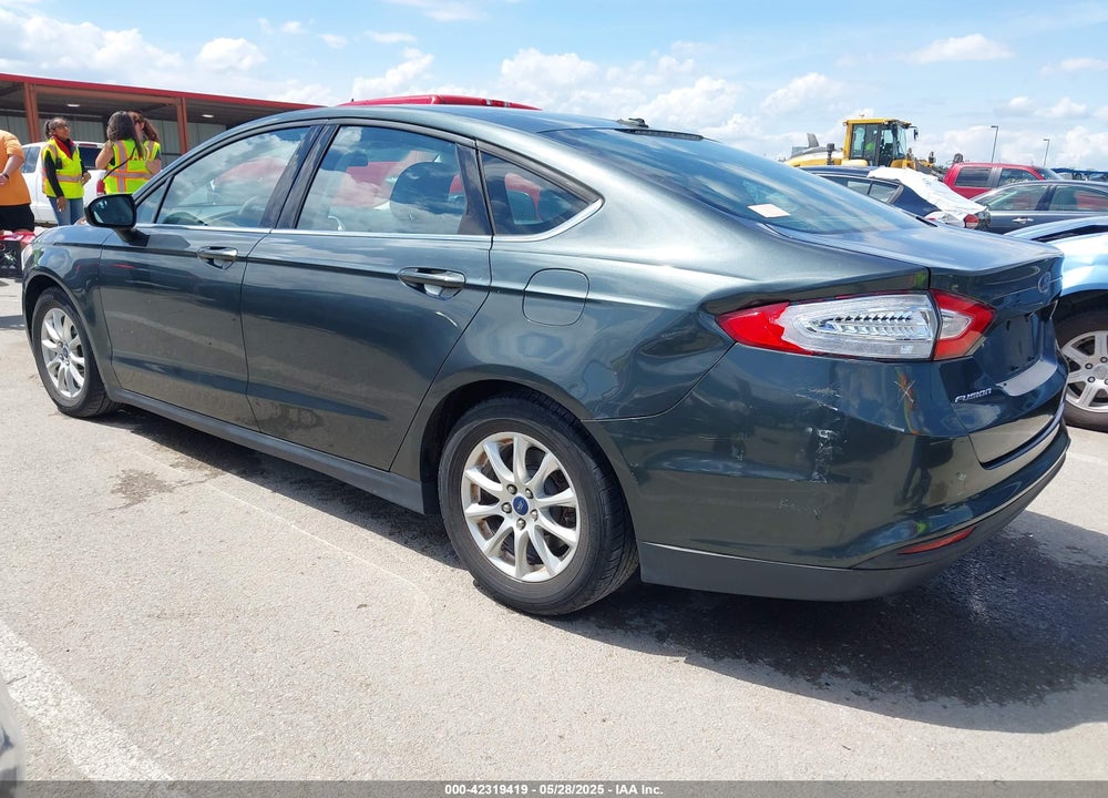 2015 FORD FUSION S VIN: 3FA6P0G79FR104574