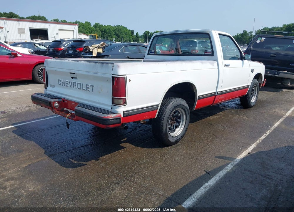 1984 CHEVROLET S TRUCK S10 VIN: 1GCBS14B7E2121141