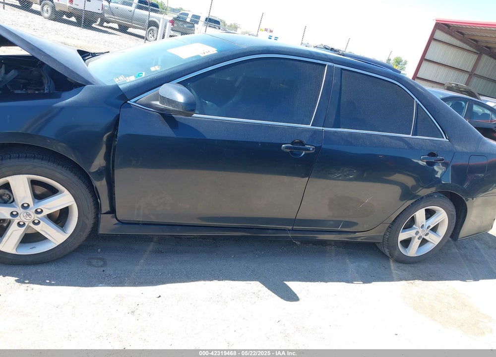 2014 TOYOTA CAMRY SE VIN: 4T1BF1FK7EU771332