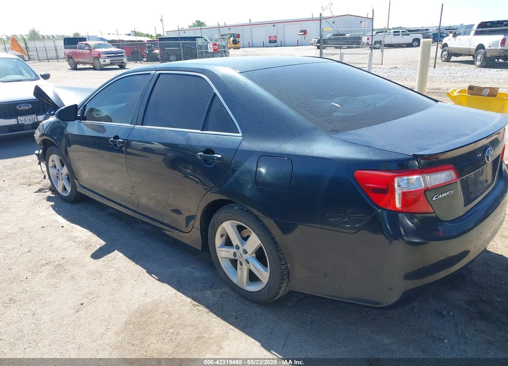 2014 TOYOTA CAMRY SE VIN: 4T1BF1FK7EU771332