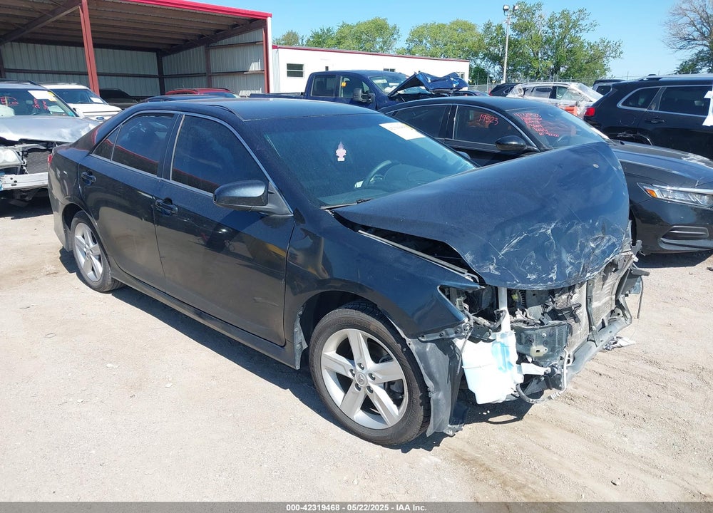2014 TOYOTA CAMRY SE VIN: 4T1BF1FK7EU771332