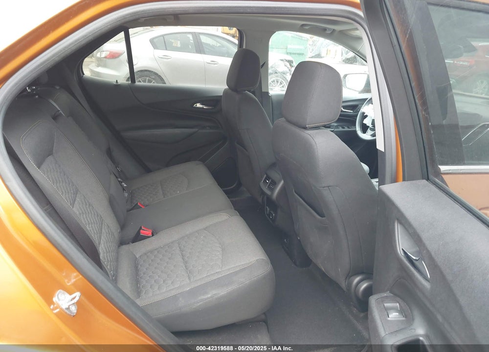 2018 CHEVROLET EQUINOX VIN: 2GNAXJEV8J6119943