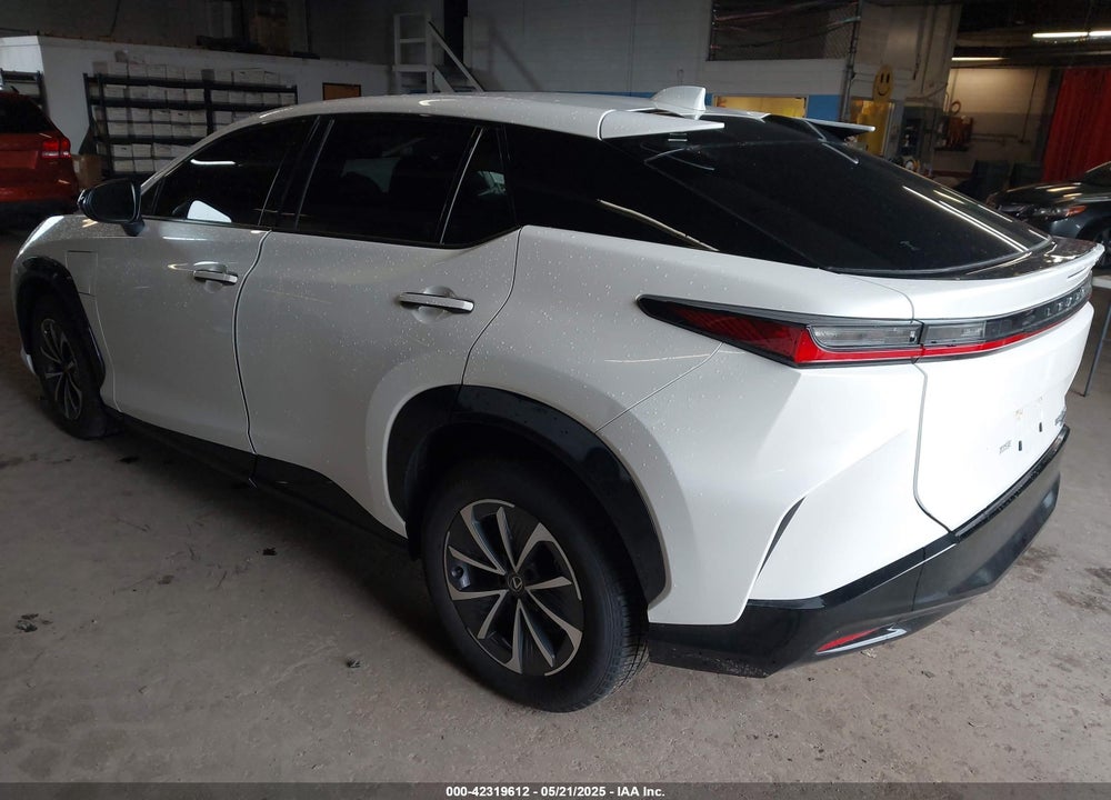 2024 LEXUS RZ 450E VIN: JTJAAAAB8RA023733