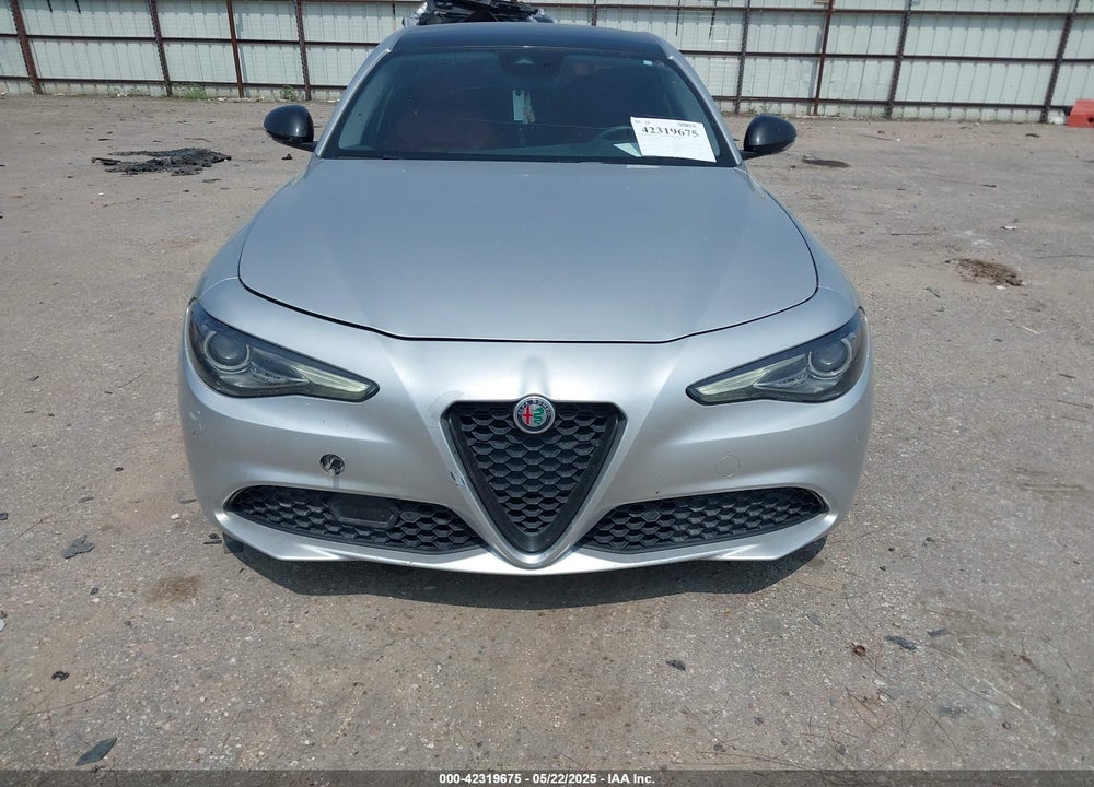 2020 ALFA ROMEO GIULIA VIN: ZARFAMAN8L7638393