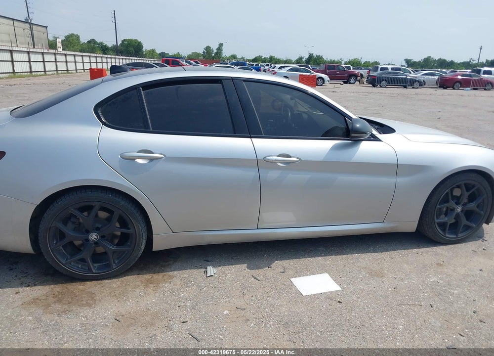 2020 ALFA ROMEO GIULIA VIN: ZARFAMAN8L7638393