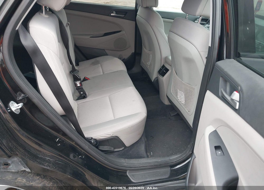 2018 HYUNDAI TUCSON VIN: KM8J3CA29JU690852