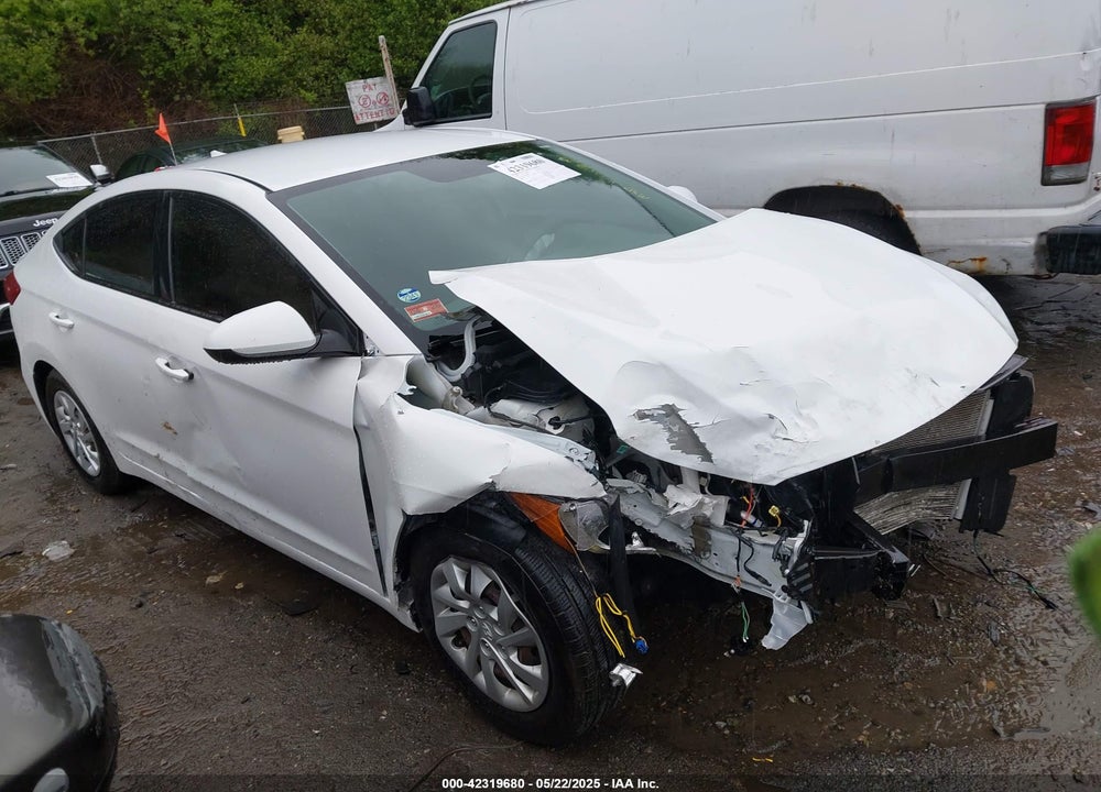 2018 HYUNDAI ELANTRA SE VIN: 5NPD74LF1JH400433