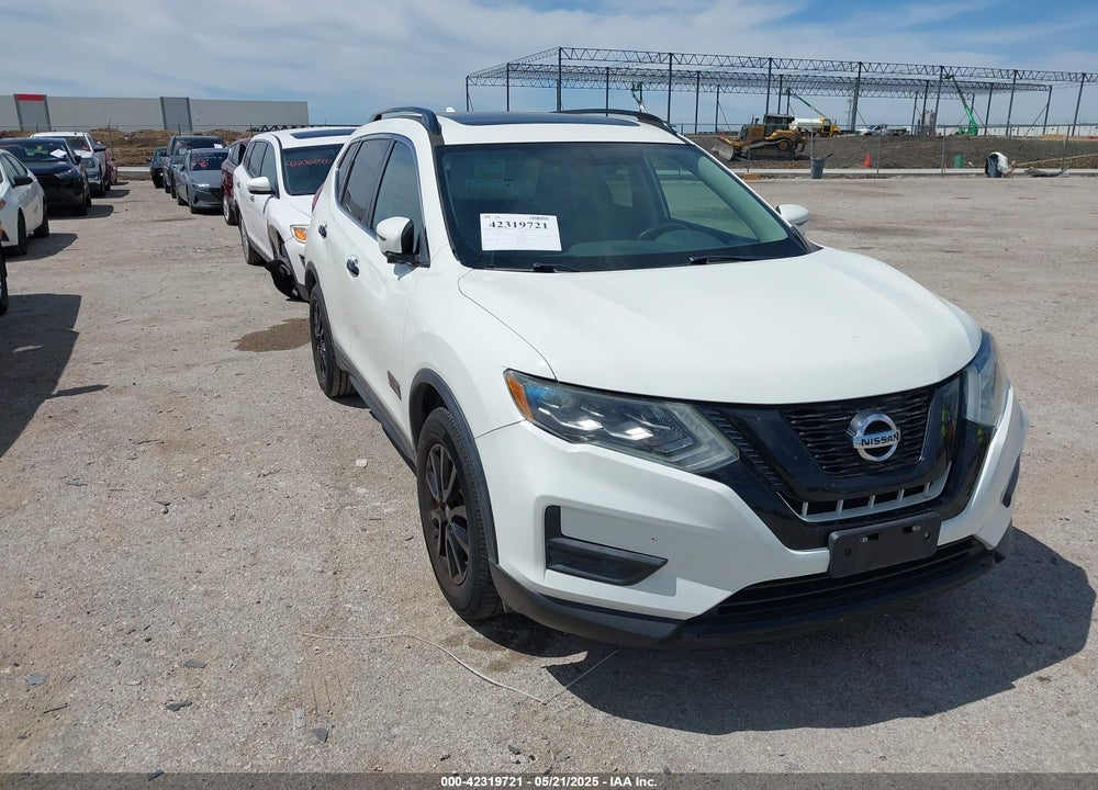 2017 NISSAN ROGUE SV VIN: 5N1AT2MT0HC770054