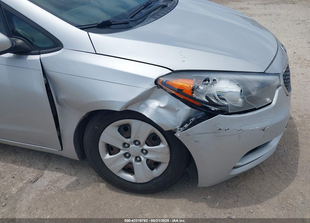 2016 KIA FORTE LX VIN: KNAFK4A67G5464511
