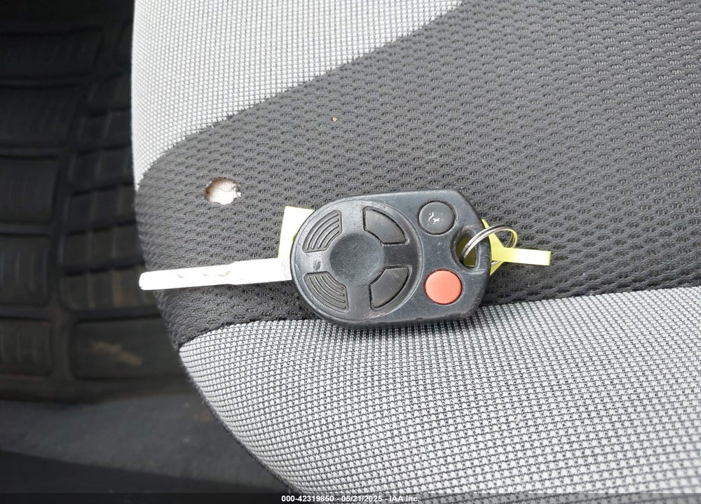 2012 FORD FOCUS VIN: 1FAHP3K21CL231223