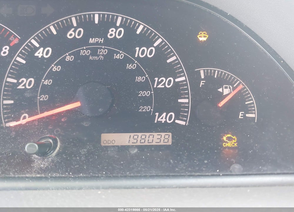2005 TOYOTA CAMRY LE VIN: 4T1BE32K35U966624
