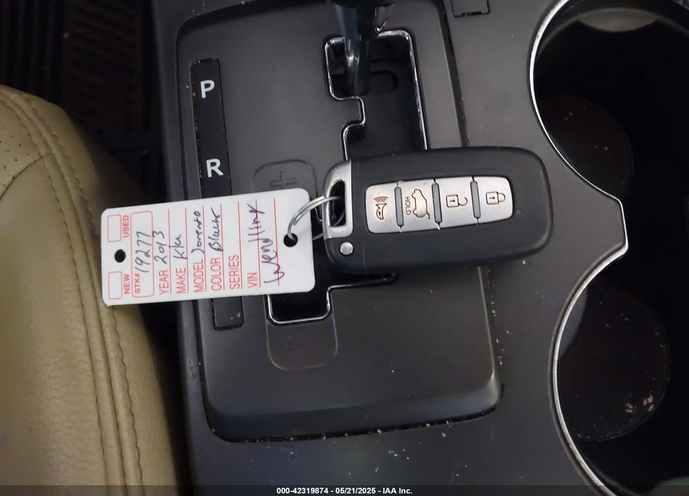 2013 KIA SORENTO EX VIN: 5XYKUCA66DG399756