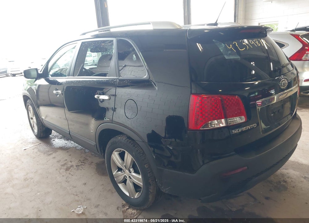 2013 KIA SORENTO EX VIN: 5XYKUCA66DG399756