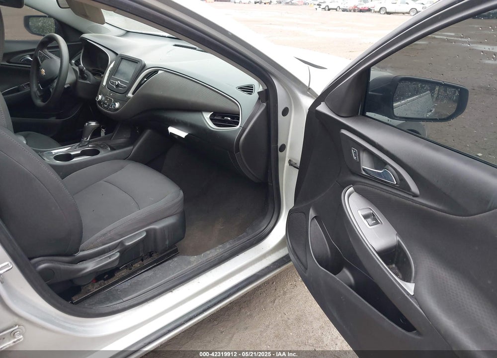 2016 CHEVROLET MALIBU VIN: 1G1ZB5STXGF213379