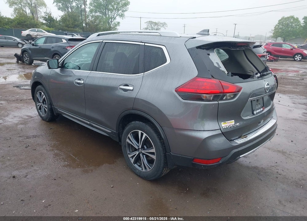 2017 NISSAN ROGUE VIN: 5N1AT2MV4HC787795