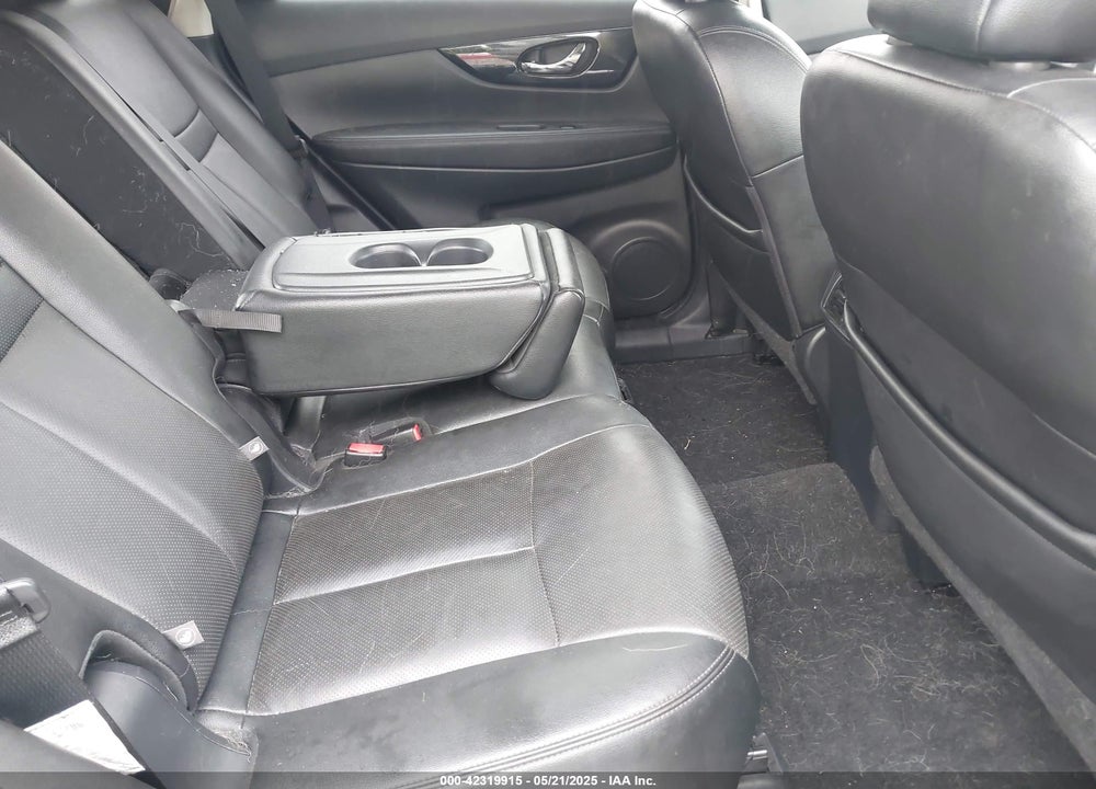 2017 NISSAN ROGUE VIN: 5N1AT2MV4HC787795