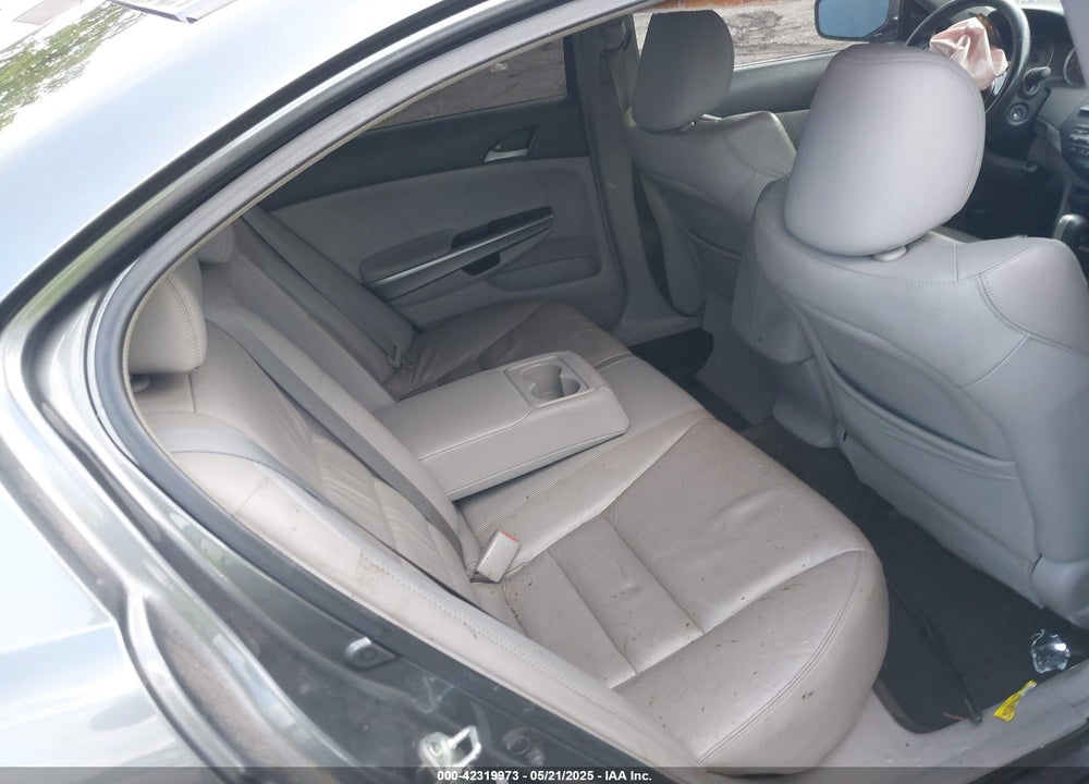 2009 HONDA ACCORD VIN: 1HGCP26849A171117